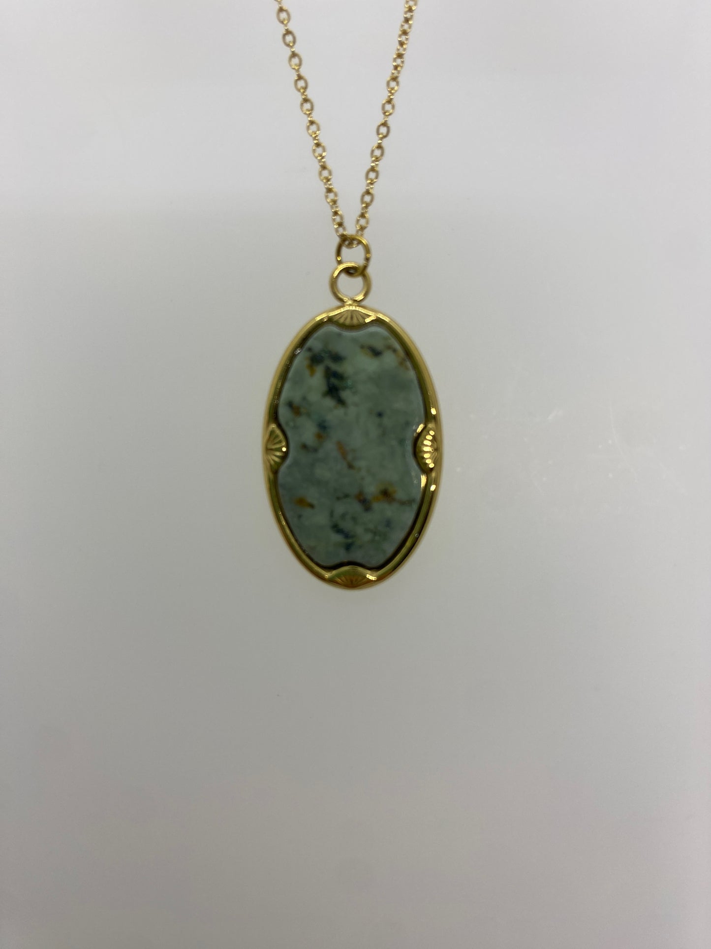 Collier Romaine