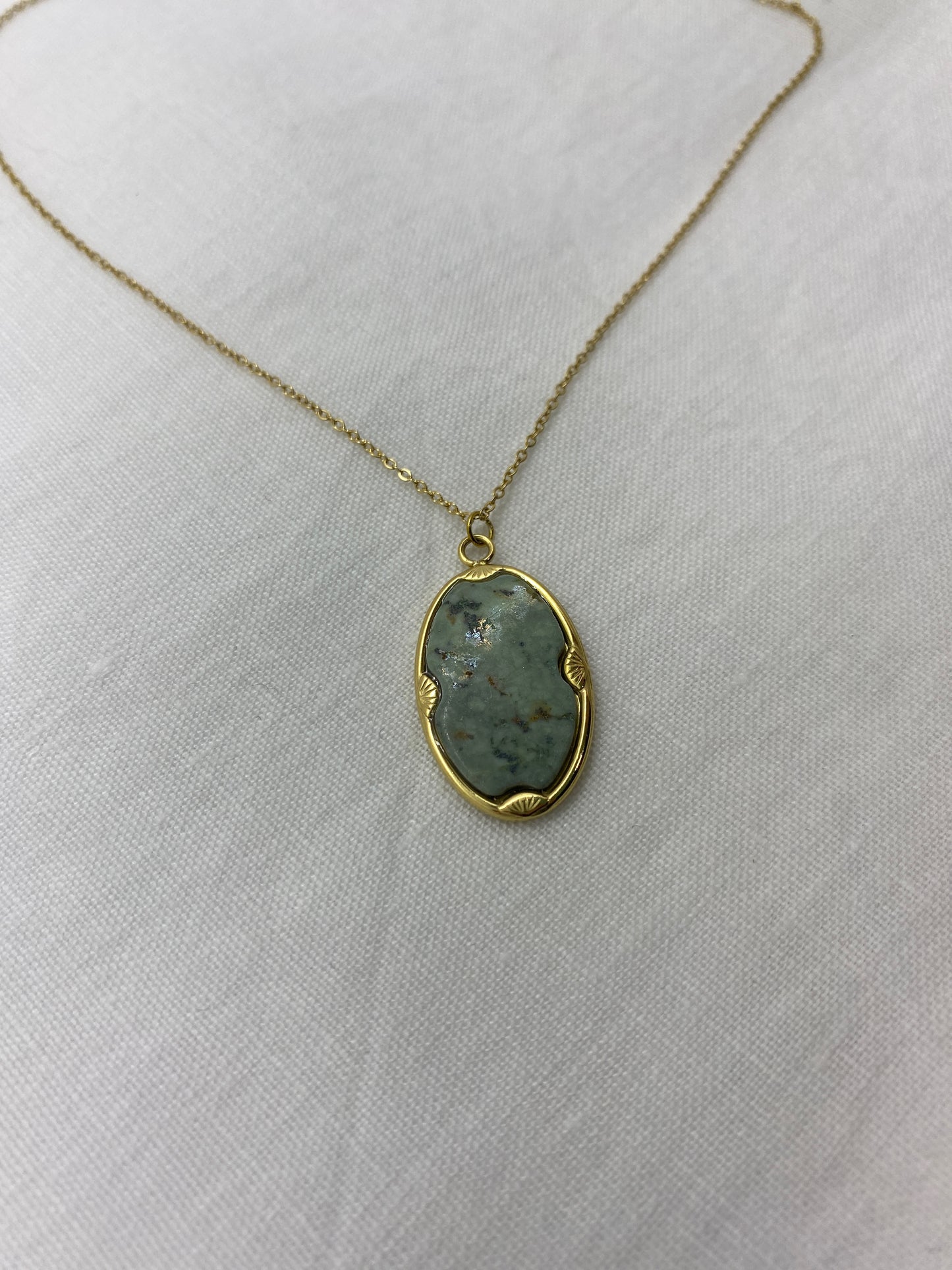 Collier Romaine