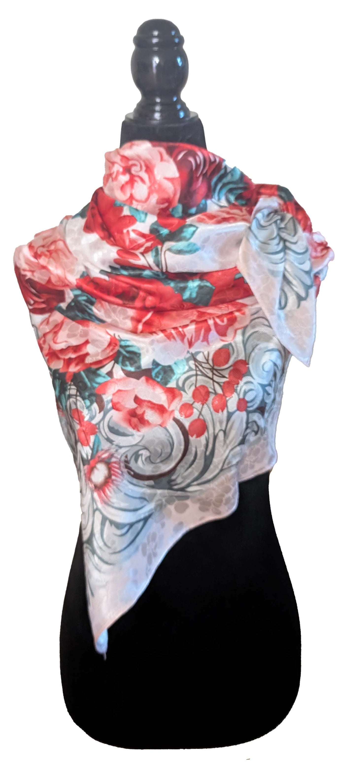 Foulard soyeux à motifs floraux