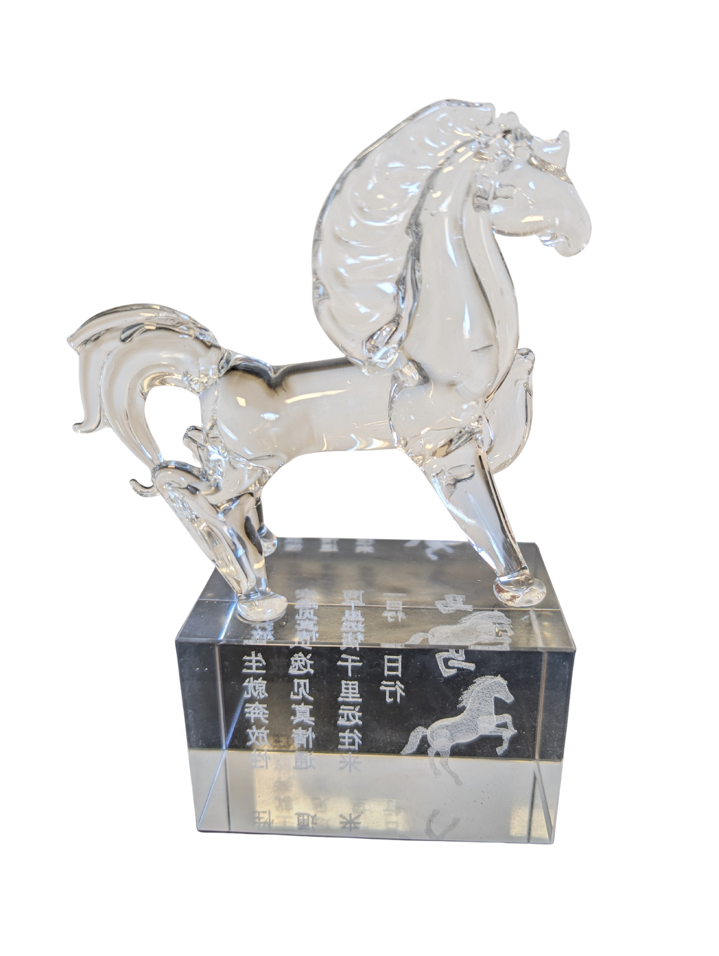 Figurine de cheval en cristal
