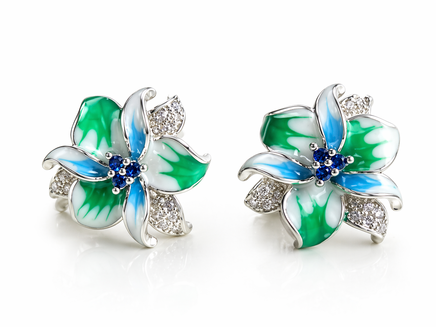 Boucles d’oreilles florales émaillées bleu et vert