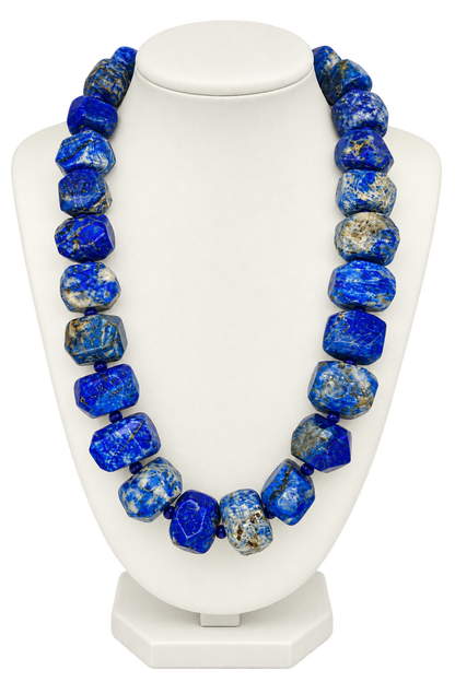 Collier en véritables pierres naturelles de lapis-lazuli