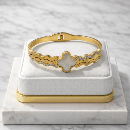 Bracelet trèble nacré