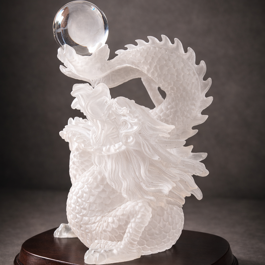 Figurine
 Grand Dragon
 Violet