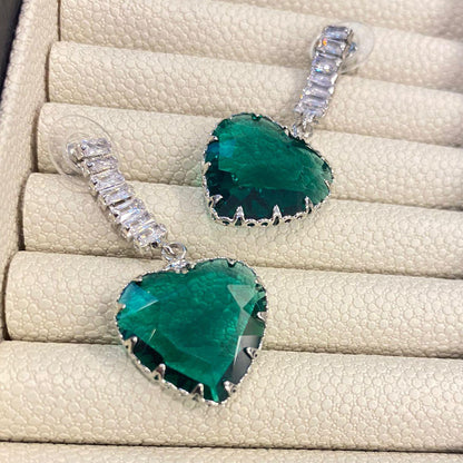 Boucles d'oreilles coeur émeraudes